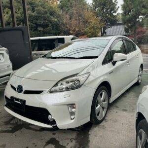 Toyota Prius 2015 bản cao cấp  Gtouring